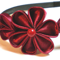 Ободок канзаши с цветком из лент